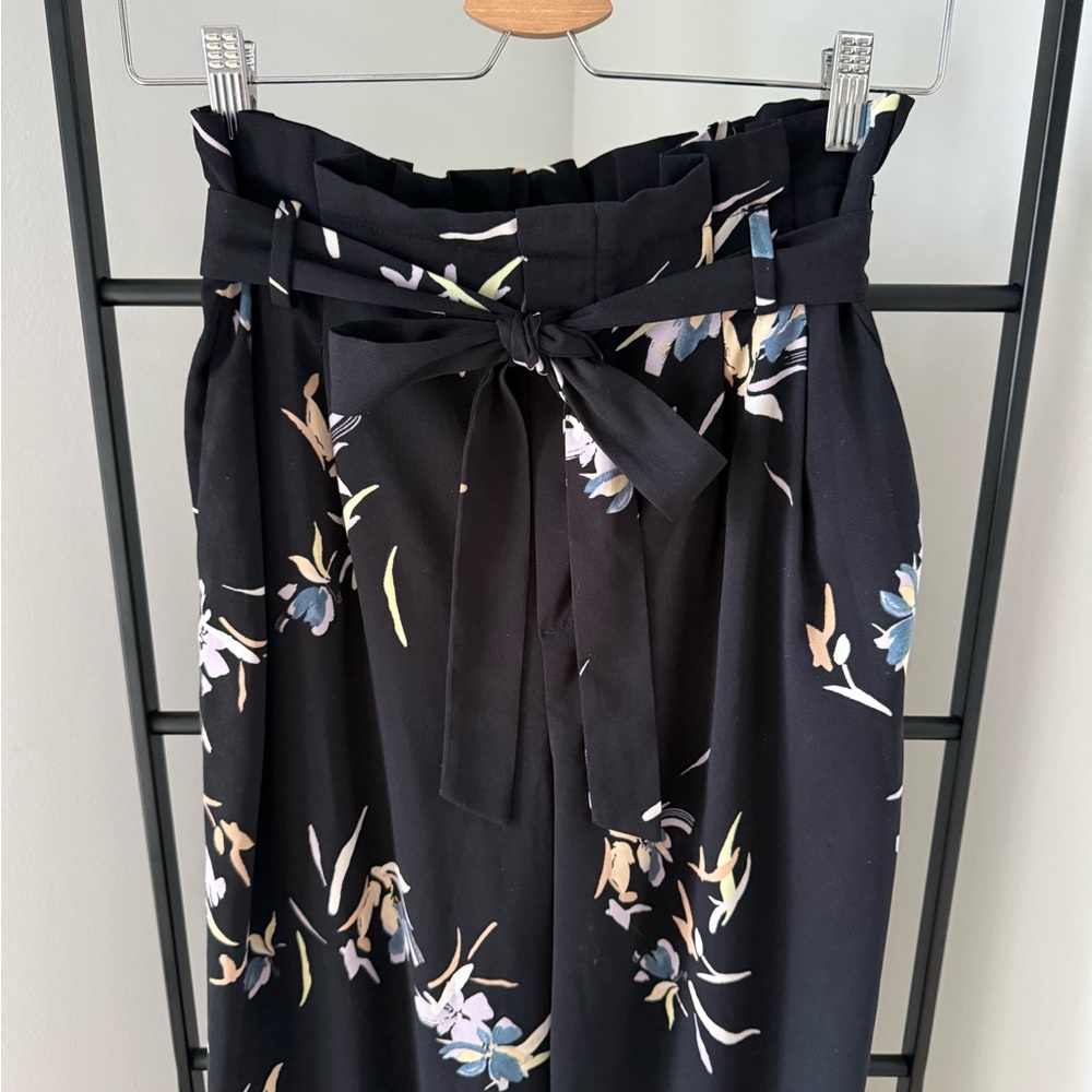 A New Day Floral Paperbag Pants, size S - Picture 4 of 5